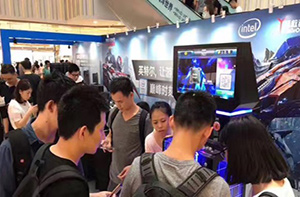 變形金剛5上映現(xiàn)場壓幣機展示