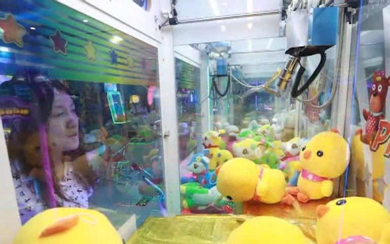 立而方剪刀<a href='/lpj.htm' class='keys' title='點擊查看關(guān)于禮品機的相關(guān)信息' target='_blank'>禮品機</a> 立而方剪刀禮品機