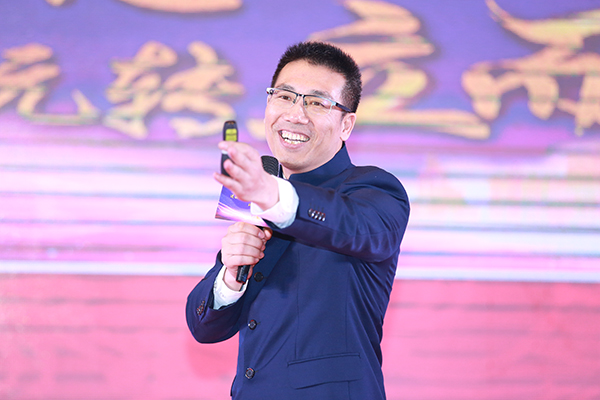 立而方總經理李正洪先生