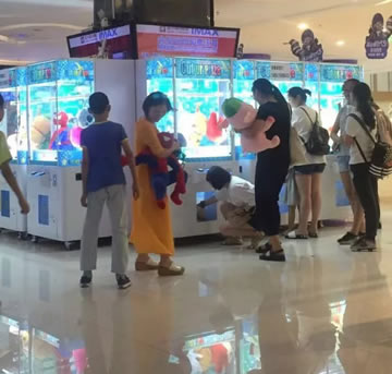 如何讓剪刀機在場地得到最高的盈利