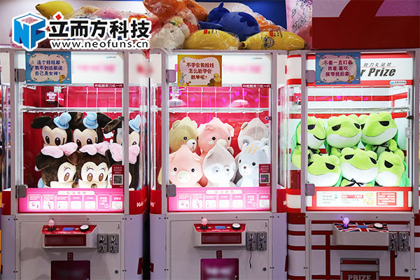 迷你英倫風(fēng)剪公仔機(jī) 迷你英倫風(fēng)剪公仔機(jī)