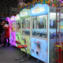 大型抓娃娃機,大件禮品大爪娃娃機