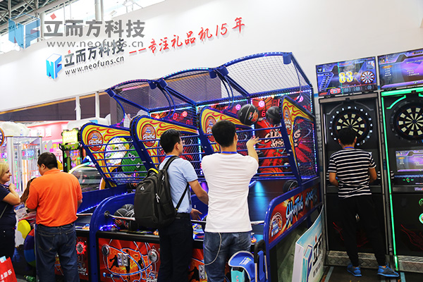 立而方電子飛鏢機(jī)