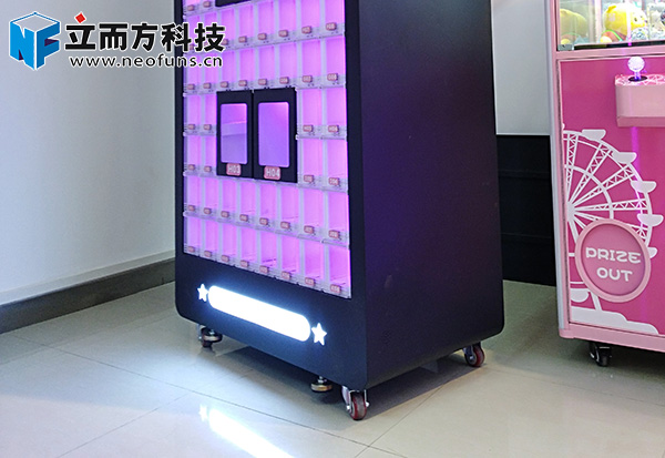 立而方口紅機(jī)格子機(jī)