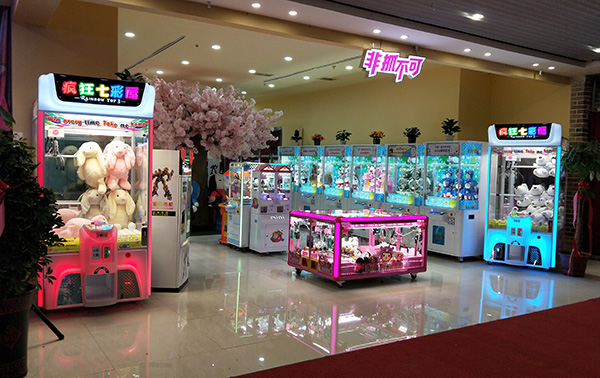 立而方剪刀機(jī)禮品機(jī)廠家