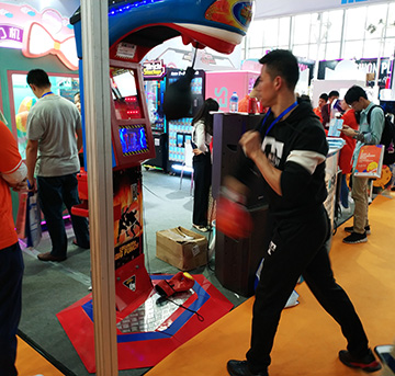 淺析抓娃娃禮品機(jī)市場(chǎng)前景動(dòng)向，該怎樣去經(jīng)營(yíng)