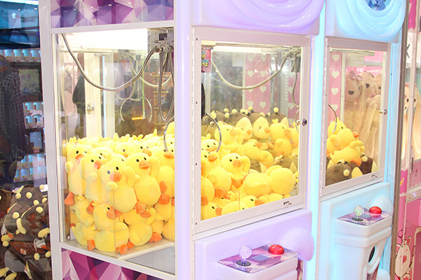 立而方娃娃機(jī)<a href='/lpj.htm' class='keys' title='點(diǎn)擊查看關(guān)于禮品機(jī)的相關(guān)信息' target='_blank'>禮品機(jī)</a>