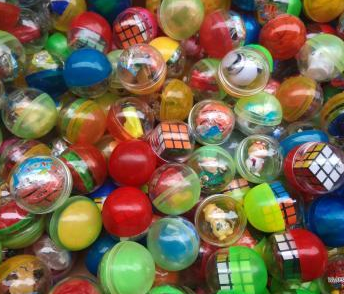 扭扭扭~扭蛋機(jī)重要的是體現(xiàn)在扭蛋禮品的趣味性！