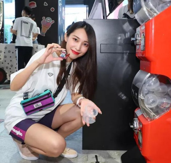 新一代消費(fèi)新寵，令人失心瘋的機(jī)子--扭蛋機(jī)