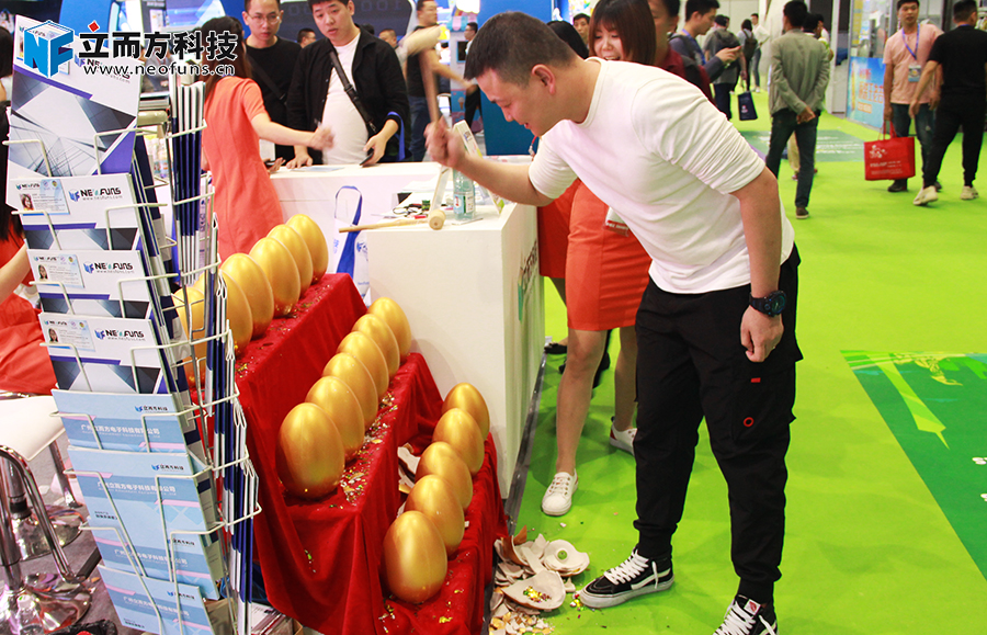 立而方砸金蛋游戲 立而方砸金蛋游戲