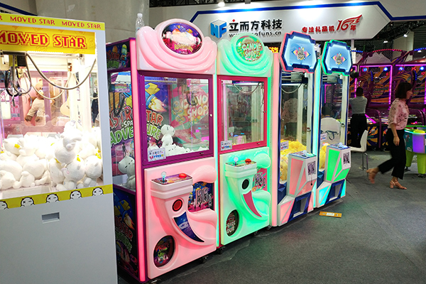 立而方糖果娃娃機(jī)