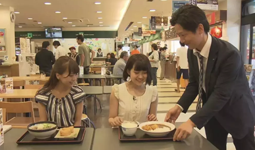 扭蛋機飯 扭蛋機飯