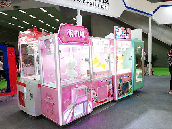 立而方娃娃機(jī)廠家 立而方<a href='/wwj.htm' class='keys' title='點(diǎn)擊查看關(guān)于娃娃機(jī)的相關(guān)信息' target='_blank'>娃娃機(jī)</a>廠家