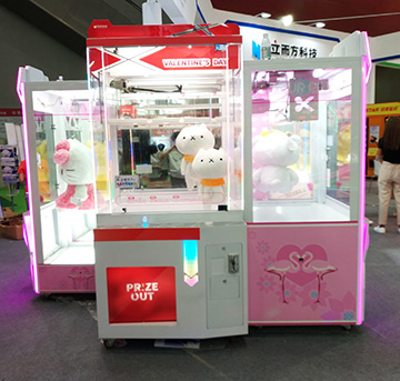 廣州大型抓娃娃機(jī)生產(chǎn)廠家：抓娃娃機(jī)要盈利需考慮的因素-立而方