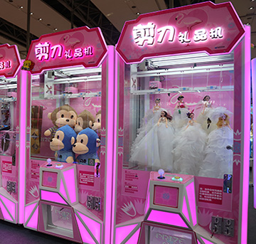 夾娃娃機游藝機又火起來了？抓娃娃機真的能賺錢嗎？-立而方