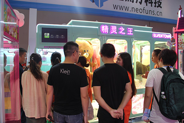 夾娃娃機(jī)游藝機(jī) 夾娃娃機(jī)游藝機(jī)