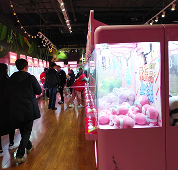 玩夾娃娃游戲機(jī)兩天輸光160萬(wàn)，日本一位媽媽如實(shí)坦白道—立而方資訊