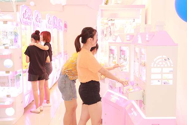 新款<a href='/wwj.htm' class='keys' title='點(diǎn)擊查看關(guān)于娃娃機(jī)的相關(guān)信息' target='_blank'>娃娃機(jī)</a> 新款娃娃機(jī)