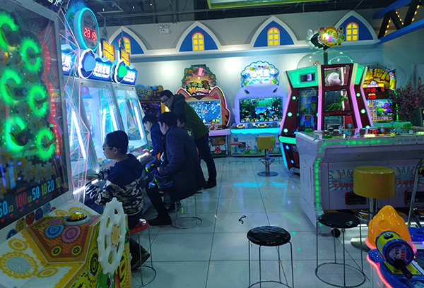 影城娃娃機(jī) 影城娃娃機(jī)