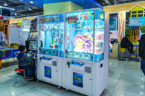 大型娃娃機(jī)廠家 大型娃娃機(jī)廠家