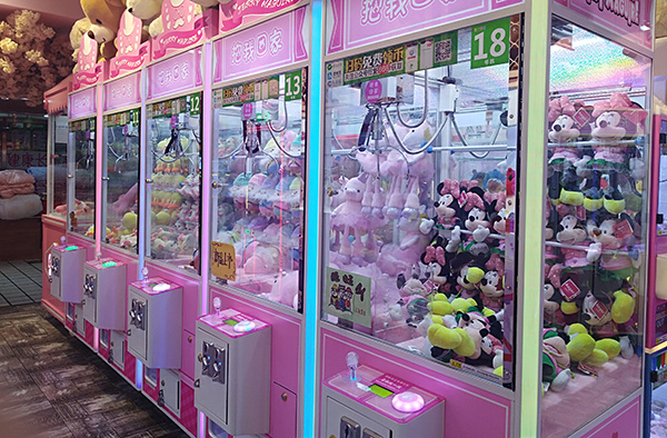 夾娃娃機廠家 夾<a href='/wwj.htm' class='keys' title='點擊查看關(guān)于娃娃機的相關(guān)信息' target='_blank'>娃娃機</a>廠家
