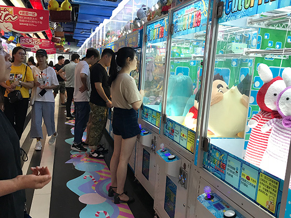 抓大娃娃機 抓大娃娃機