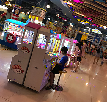 娃娃機廠家：新的商機已經(jīng)到來，你想做入局者還是觀望者？