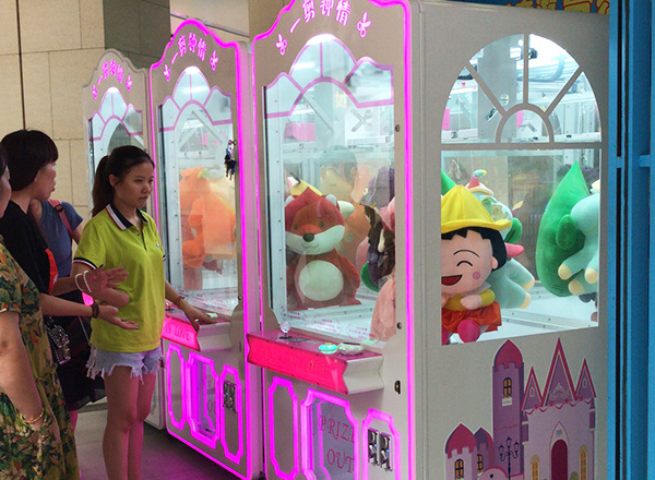 廣州娃娃機(jī)廠家 廣州娃娃機(jī)廠家