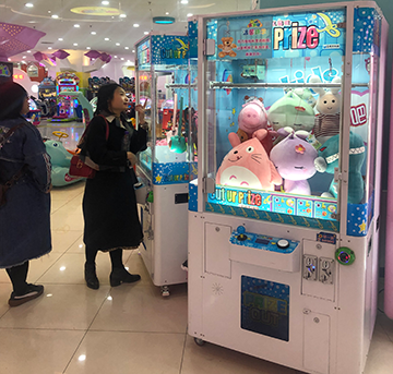 試圖挑戰(zhàn)娃娃機(jī)失敗之后，我明白了這個(gè)商業(yè)項(xiàng)目—立而方