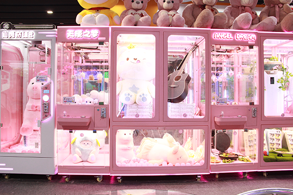 大型娃娃機(jī)剪刀機(jī) 大型<a href='/wwj.htm' class='keys' title='點擊查看關(guān)于娃娃機(jī)的相關(guān)信息' target='_blank'>娃娃機(jī)</a><a href='/jiandaoji.htm' class='keys' title='點擊查看關(guān)于剪刀機(jī)的相關(guān)信息' target='_blank'>剪刀機(jī)</a>