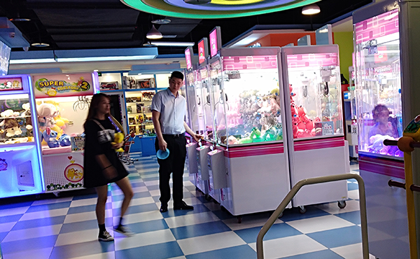 娃娃機<a href='/lpj.htm' class='keys' title='點擊查看關(guān)于禮品機的相關(guān)信息' target='_blank'>禮品機</a> 娃娃機禮品機