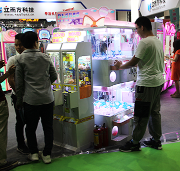 剛?cè)胄型尥迿C，前期投資大概要多少錢？—立而方課堂