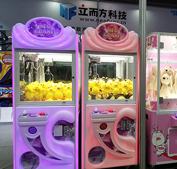 【立而方】娃娃機現(xiàn)在賺不賺錢，哪里有賣抓娃娃機？