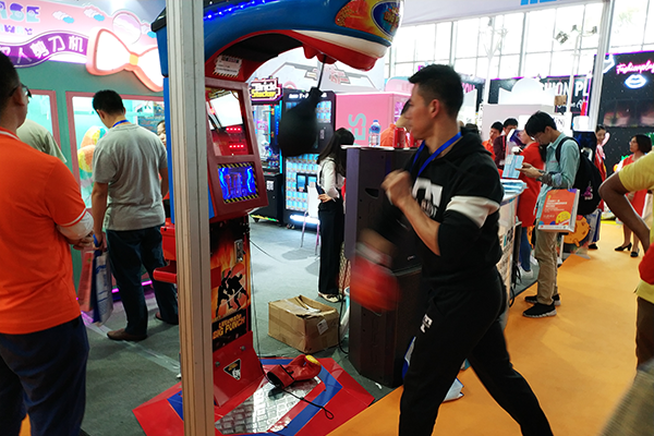 娃娃機(jī)打拳機(jī) 娃娃機(jī)打拳機(jī)