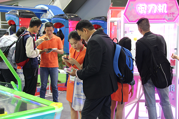 抓娃娃機游戲機 抓娃娃機游戲機