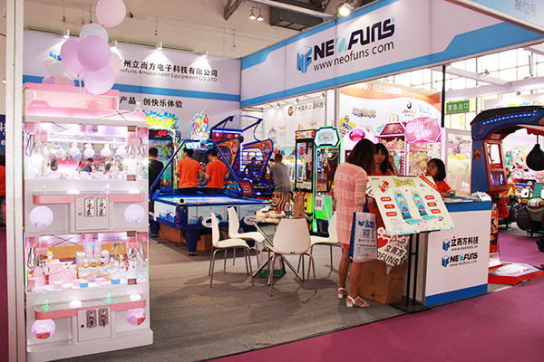 四人抓娃娃機(jī) 四人抓娃娃機(jī)