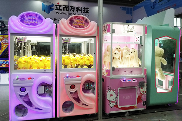 娃娃機(jī) 娃娃機(jī)