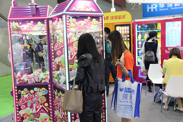 糖果抓娃娃機(jī) 糖果抓娃娃機(jī)