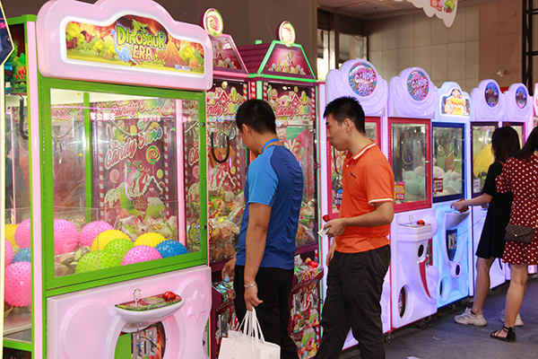 娃娃機(jī) 娃娃機(jī)