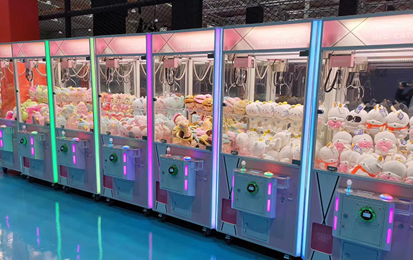 娃娃機(jī)廠家 娃娃機(jī)廠家