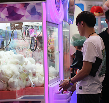 【立而方】經(jīng)營(yíng)娃娃機(jī)月入過萬，到底是真的還是忽悠？