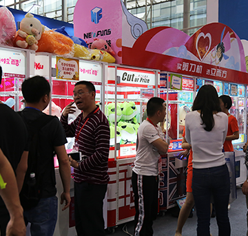 【立而方】紅極一時(shí)到跌落深淵，到底是娃娃機(jī)的錯(cuò)還是經(jīng)營(yíng)者的貪婪