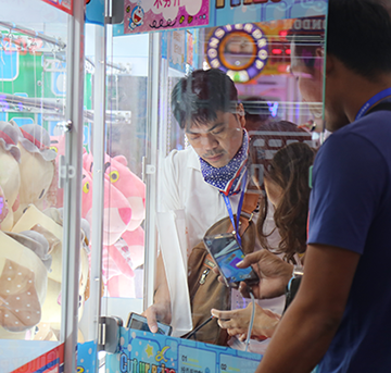 【立而方】手游新藍(lán)海？娃娃機(jī)運(yùn)營(yíng)新模式：互聯(lián)網(wǎng)+娃娃機(jī)