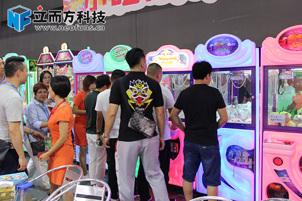 立而方抓娃娃機 立而方抓娃娃機