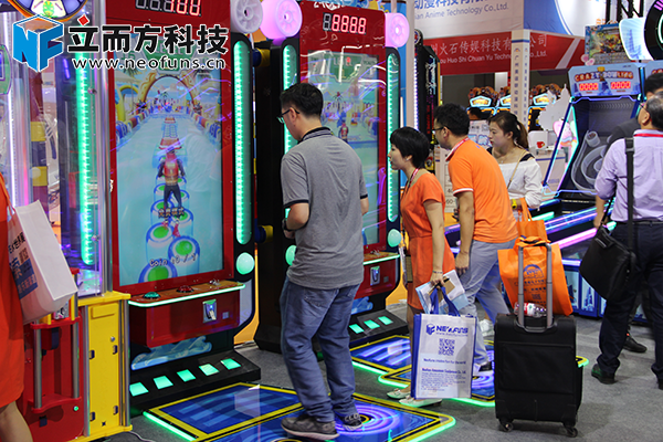 立而方娃娃機 立而方<a href='/wwj.htm' class='keys' title='點擊查看關(guān)于娃娃機的相關(guān)信息' target='_blank'>娃娃機</a>