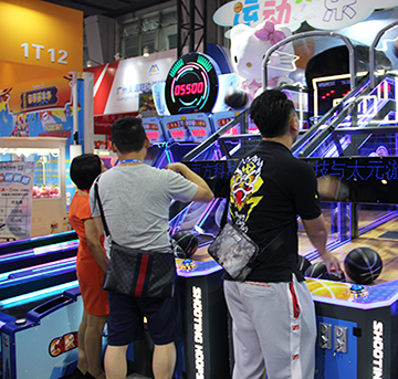 【立而方】還在為娃娃機(jī)擺放發(fā)愁，來看看國外娃娃機(jī)的騷操作！