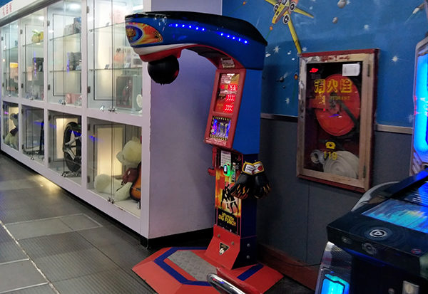 立而方龍拳機(jī) 立而方龍拳機(jī)