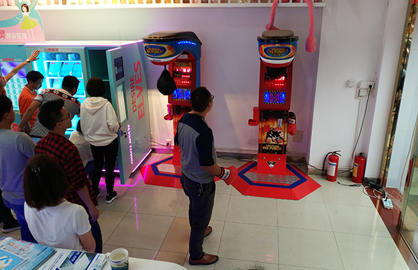 立而方龍拳機 立而方龍拳機