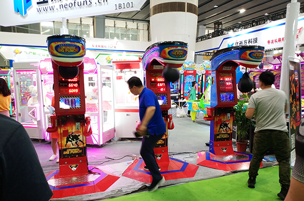 打拳游戲機(jī) 打拳游戲機(jī)