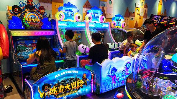 立而方射水游戲機 立而方射水游戲機